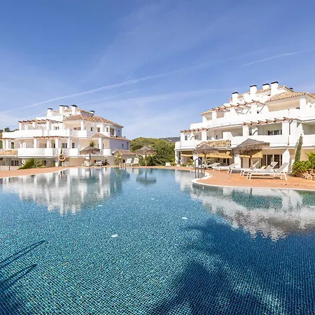 Luxury Private Patio Aloha By Aora