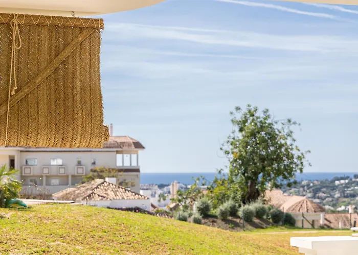 Apartament Luxury Private Patio Aloha By Aora